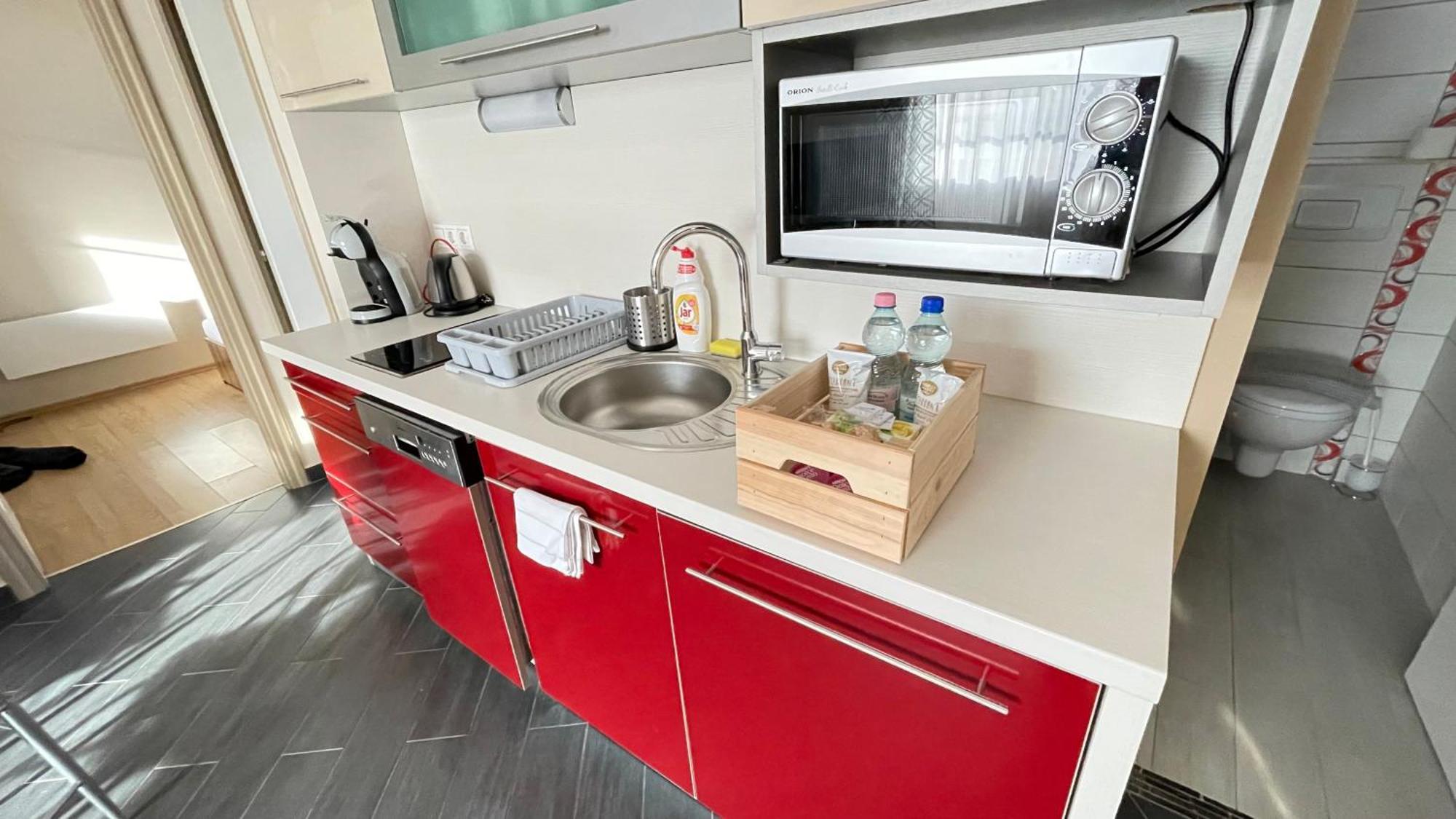 Balaton Apartman Балатонмариафюрдё Экстерьер фото