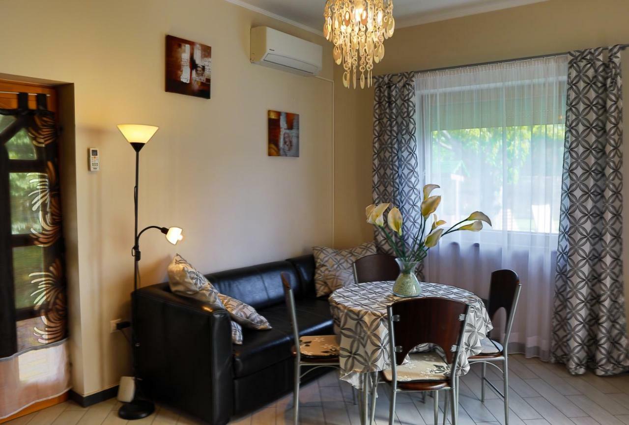Balaton Apartman Балатонмариафюрдё Экстерьер фото